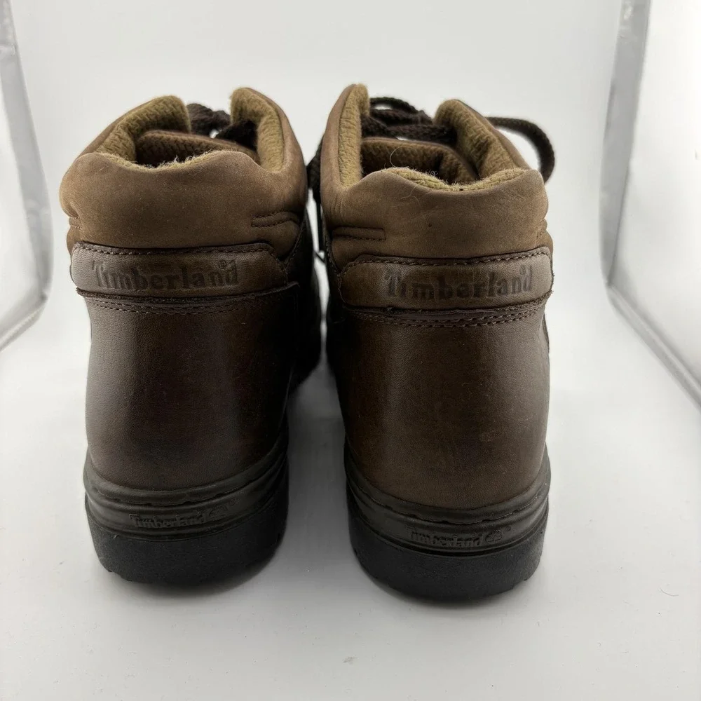 Timberland Boots Mens 9.5 Brown Leather Chukka Lug Sole EU 43 Casual Outdoors